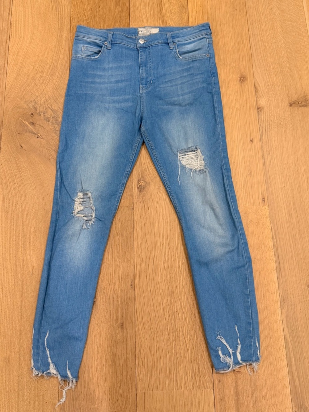Free People Distressed Skinny Jeans W30 Light Wash Raw Hem Stretch Denim Women’s
